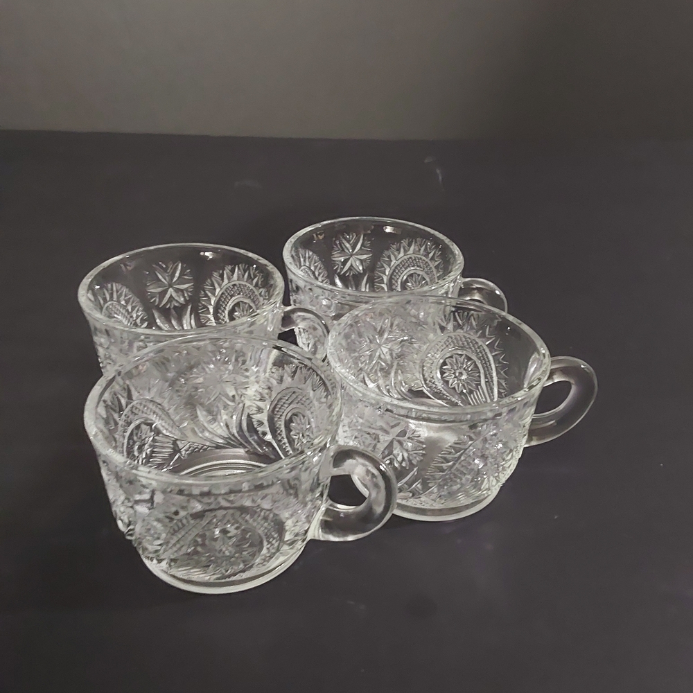 Elegant Clear Glass Punch  Cups Set (4)